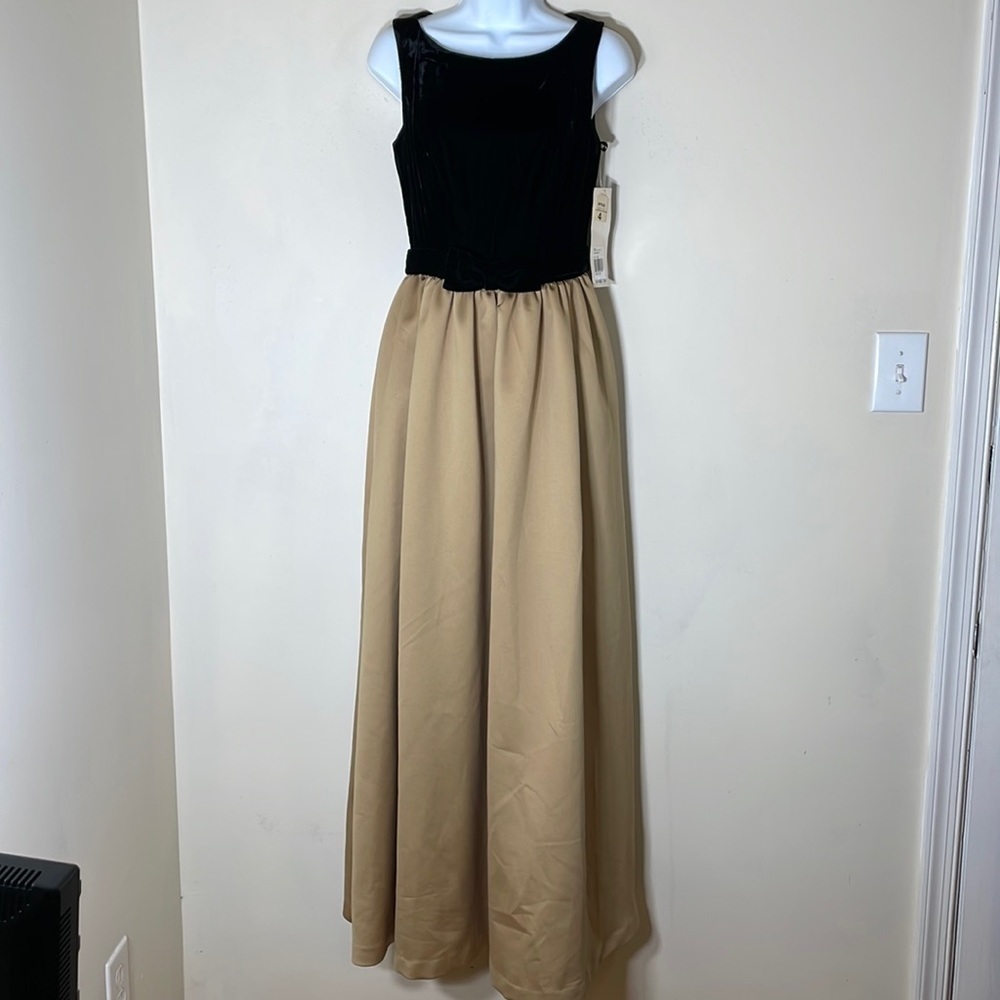 VTG Alex Evenings USA MADE Velvet & Satin Color Block Gown Maxi Dress. 4. NWT.
